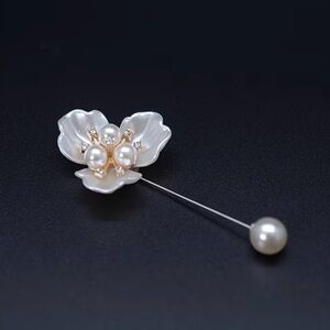 Pearl Floral Stick Pin Brooch - White and Gold Accents